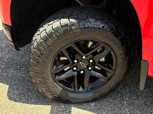 Used 2019 Chevrolet Silverado 1500 LT Trail Boss image 56