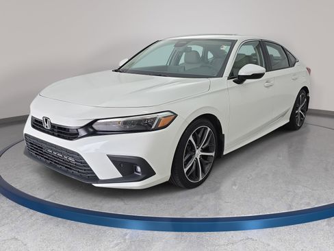 Used 2024 Honda Civic Touring image 1
