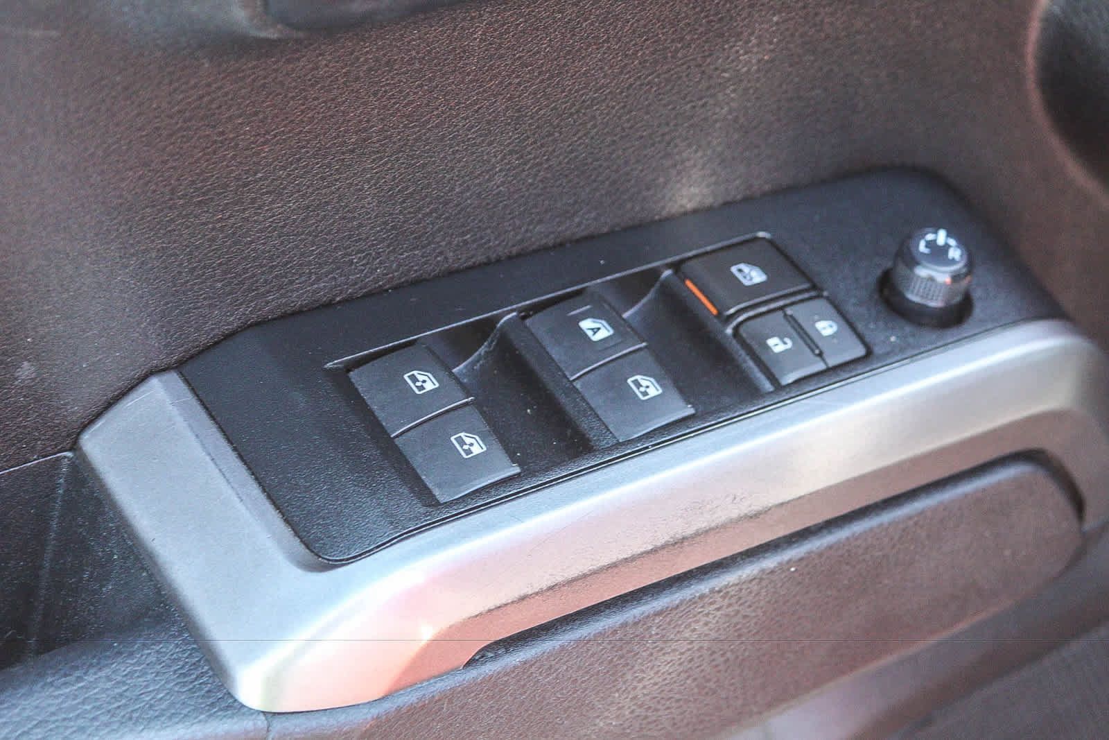 Used 2021 Toyota Tacoma SR5 RWD image 26