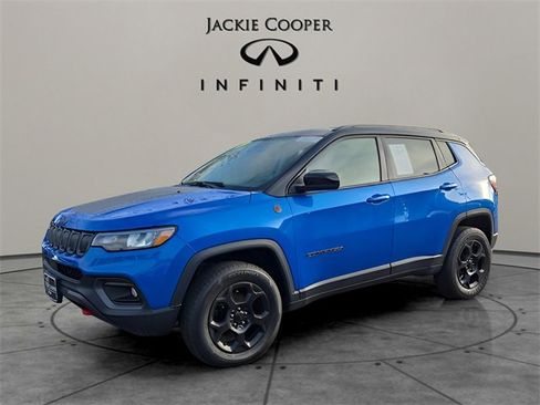 Used 2022 Jeep Compass Trailhawk image 1