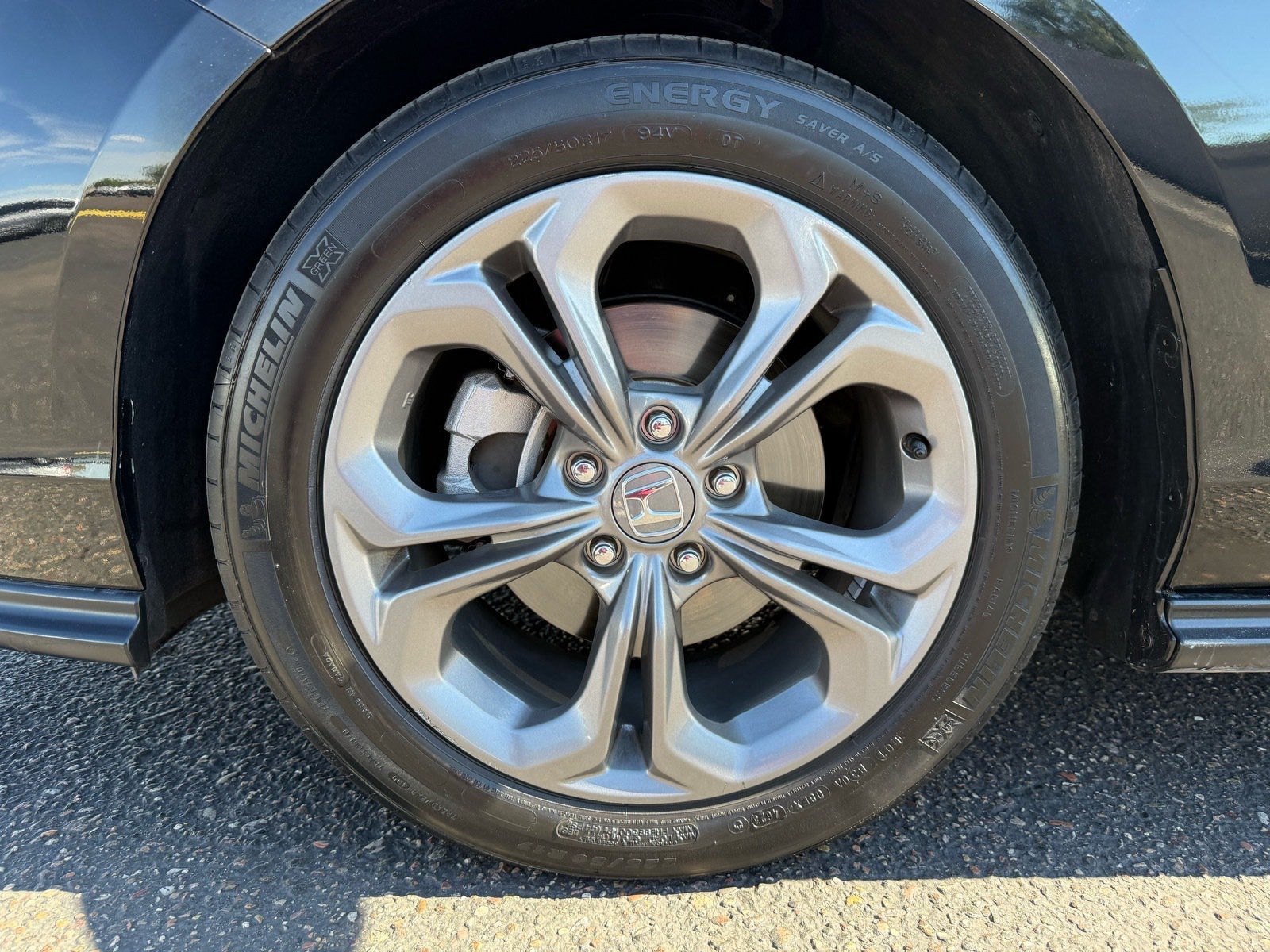 Used 2024 Honda Accord EX image 11
