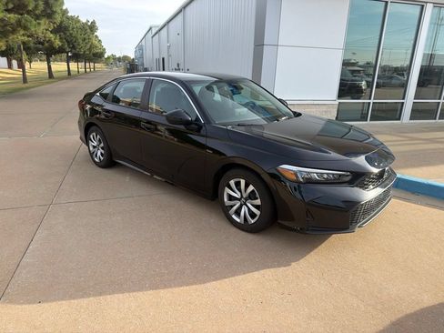 Used 2025 Honda Civic LX image 2