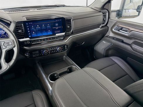 Used 2025 Chevrolet Silverado 2500 LTZ w/ LTZ Premium Package AWD/4WD image 26