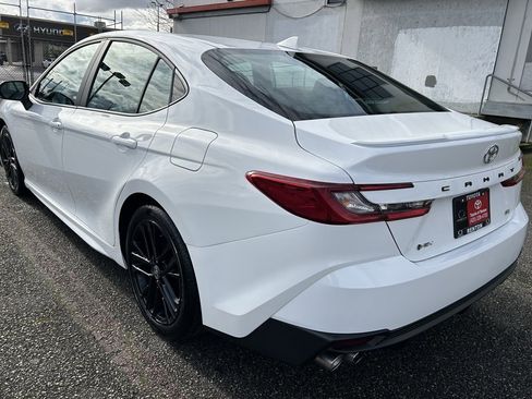 Certified 2025 Toyota Camry SE image 7