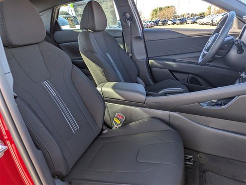 Certified 2026 Hyundai Elantra Sport image 23
