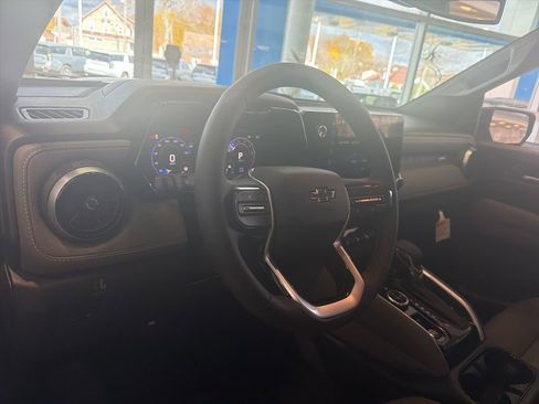 New 2026 Chevrolet Colorado ZR2 w/ Technology Package image 8