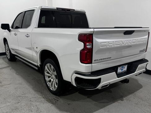 Used 2019 Chevrolet Silverado 1500 High Country image 40