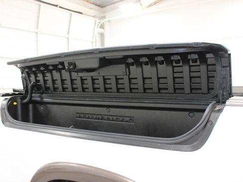 Used 2020 RAM 1500 Limited AWD/4WD image 16