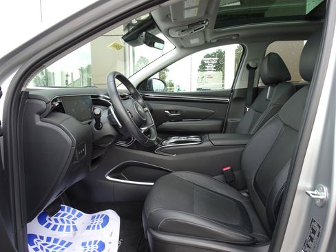Used 2023 Hyundai Tucson Limited AWD/4WD image 8