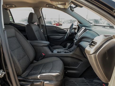 Used 2018 Chevrolet Equinox LT image 39