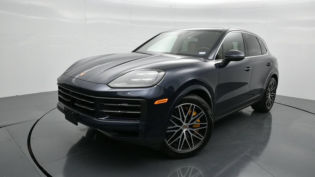 Certified 2025 Porsche Cayenne S AWD/4WD image 17