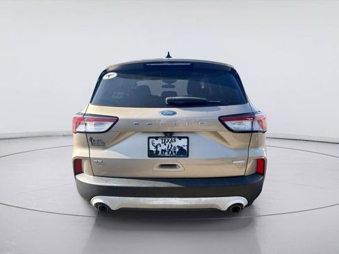 Used 2020 Ford Escape SE FWD image 4