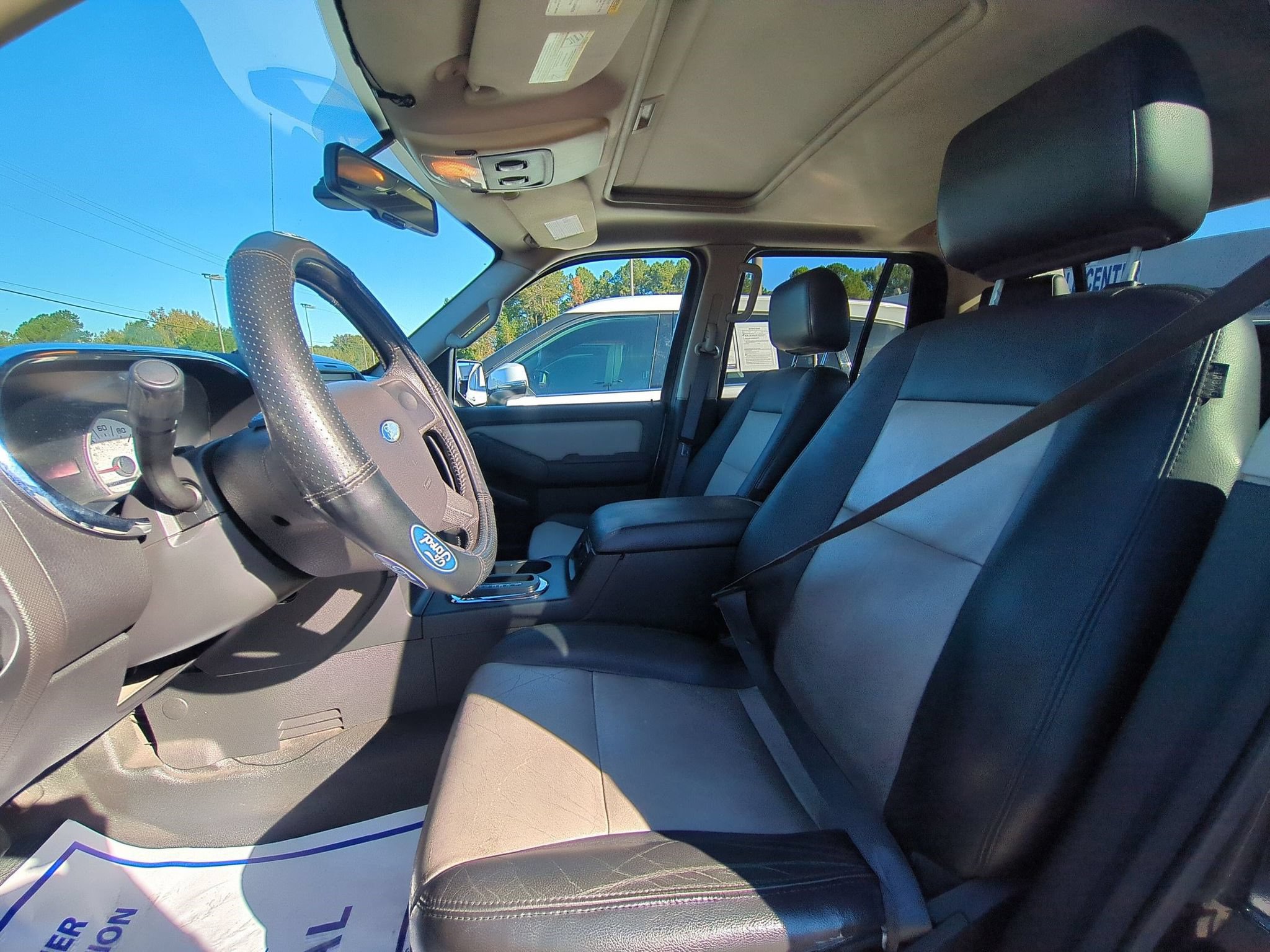 Used 2007 Ford Explorer Sport Trac Limited RWD image 22