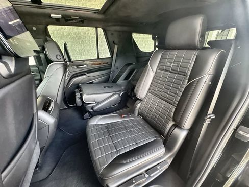 Certified 2021 Cadillac Escalade Sport Platinum AWD/4WD image 25