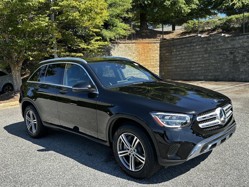 Used 2020 Mercedes-Benz GLC 300 4MATIC image 2