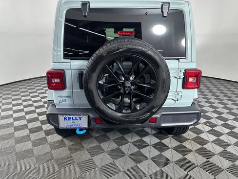 Certified 2024 Jeep Wrangler Unlimited Sahara w/ Safety Group AWD/4WD image 28