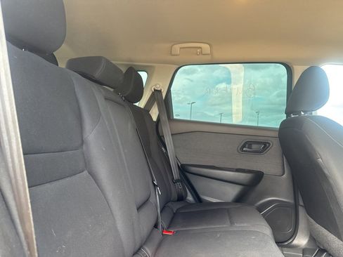 Certified 2023 Nissan Rogue S image 29