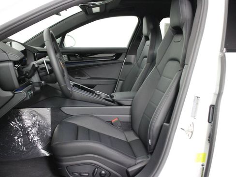 New 2026 Porsche Panamera image 5