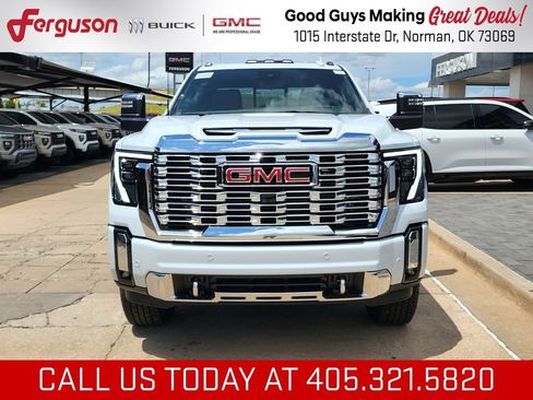 New 2026 GMC Sierra 2500 Denali w/ Denali Reserve Package AWD/4WD image 8