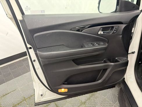 Used 2019 Honda Passport Elite image 11