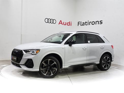 Certified 2025 Audi Q3 2.0T Premium Plus w/ Premium Plus Package image 6