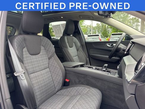 Certified 2025 Volvo XC60 B5 Core w/ Protection Package Premier AWD/4WD image 21