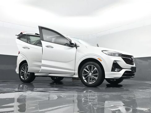 Used 2021 Buick Encore GX Select w/ Sport Touring Package AWD/4WD image 33