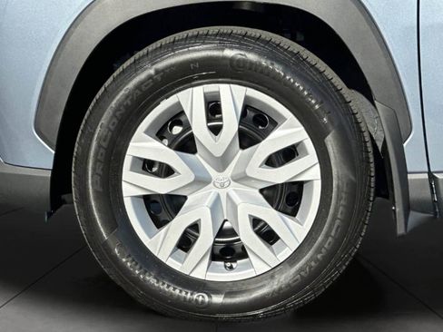 New 2026 Toyota Corolla Cross L image 30