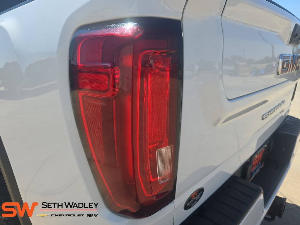 Used 2022 GMC Sierra 2500 AT4 w/ AT4 Premium Plus Package AWD/4WD image 34