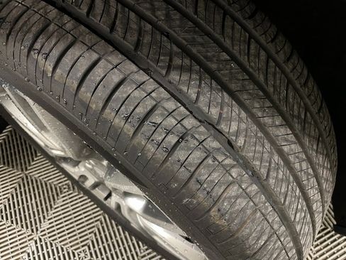 Certified 2024 GMC Terrain Denali w/ Denali Premium Package image 54