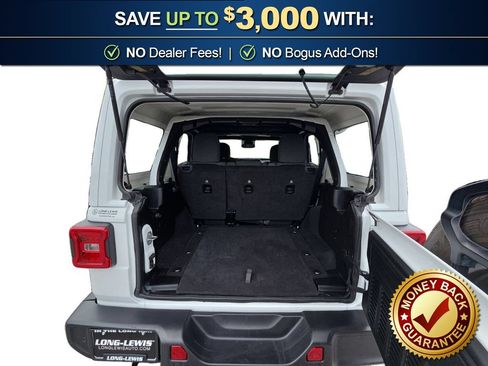 Used 2025 Jeep Wrangler Unlimited Sahara AWD/4WD image 24