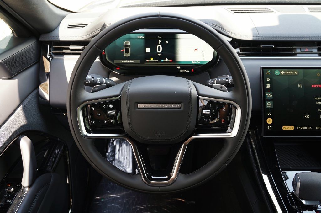 New 2026 Land Rover Range Rover Sport SE AWD/4WD image 16