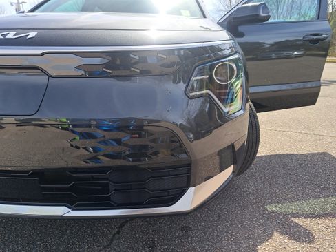 New 2024 Kia Niro Wind image 33