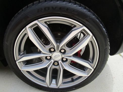 Used 2021 Cadillac XT4 Sport w/ Sun And Sound Package AWD/4WD image 20