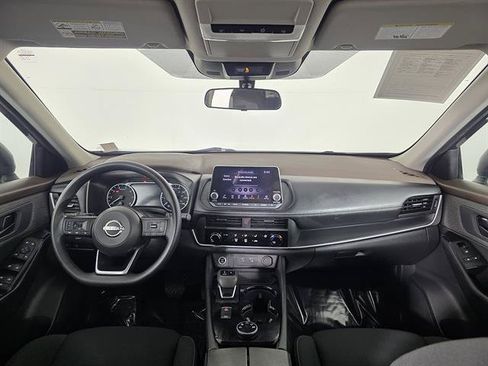 Used 2023 Nissan Rogue S AWD/4WD image 29