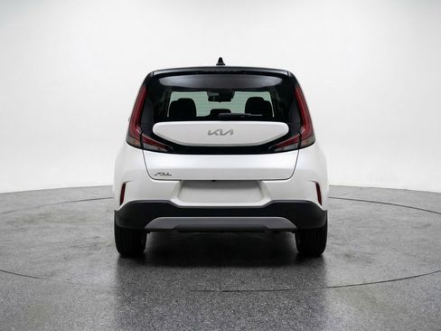 Used 2025 Kia Soul LX w/ LX Technology Package image 7
