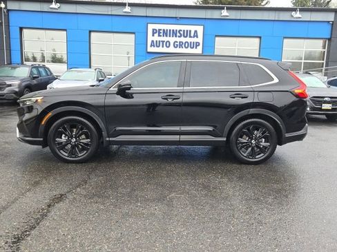 Used 2023 Honda CR-V Sport Touring image 6