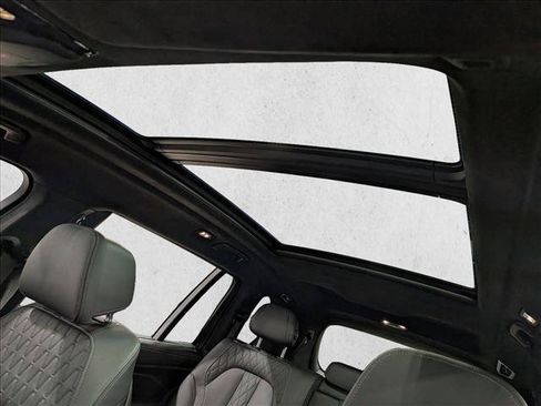 Used 2025 BMW X7 M60i w/ Executive Package AWD/4WD image 16