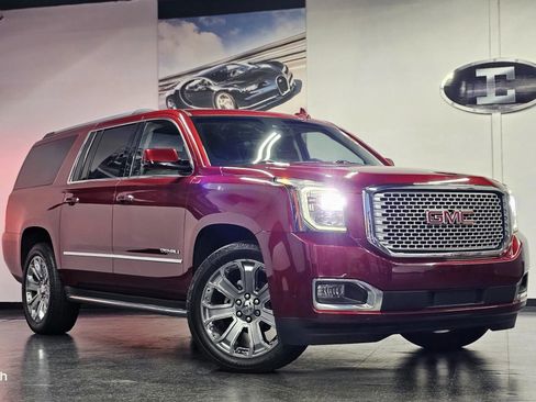 Used 2016 GMC Yukon XL Denali w/ Open Road Package RWD image 1
