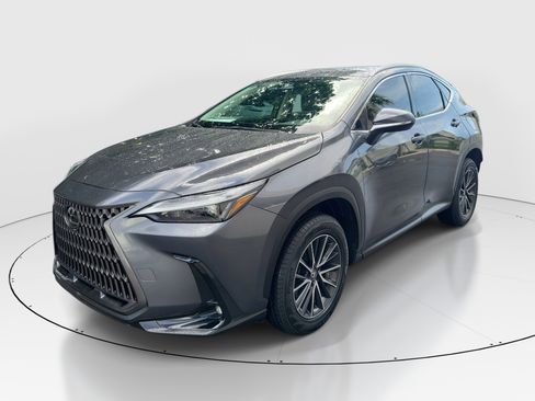 Certified 2024 Lexus NX 250 FWD w/ Towing Package (2000 Lbs) image 3