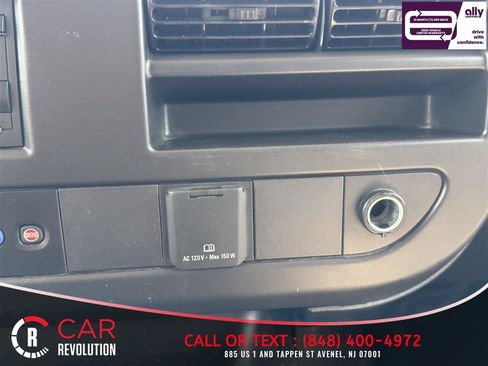Used 2021 Chevrolet Express 2500 w/ Driver Convenience Package RWD image 22