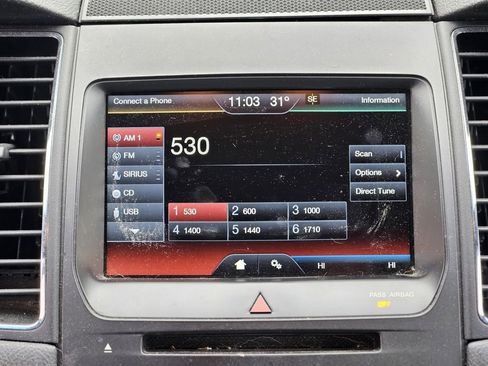 Used 2014 Ford Taurus SEL w/ Equipment Group 201A image 25