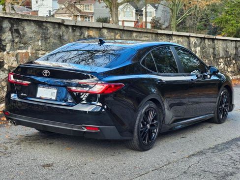 Used 2025 Toyota Camry SE w/ Multimedia Upgrade Package image 8