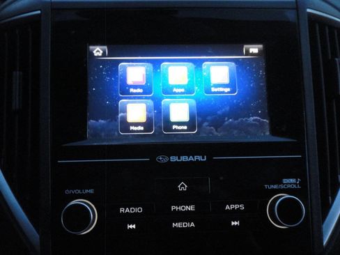 Used 2017 Subaru Impreza 2.0i Premium image 15