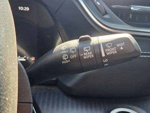 Used 2025 Jeep Grand Cherokee Altitude AWD/4WD image 25