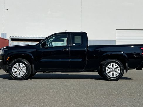 Certified 2024 Nissan Frontier SV w/ SV Convenience Package image 7