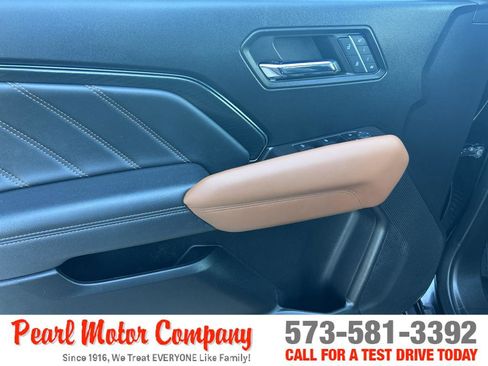 Certified 2024 GMC Canyon AT4 w/ AT4 Premium Package image 9