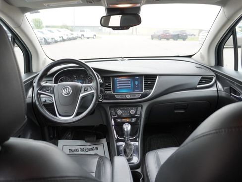 Used 2017 Buick Encore Essence FWD image 9