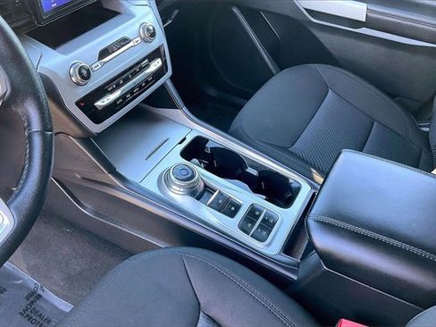 Certified 2024 Ford Explorer XLT image 15