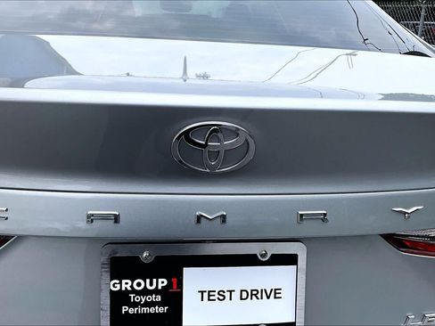 Used 2025 Toyota Camry LE FWD image 31